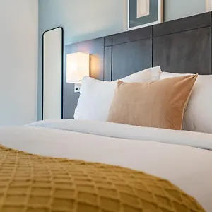  Apartment Kensington Place Apartments Canada